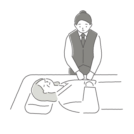 朝霞市葬儀社 アトラスのスタッフが寝台車で故人を安置する場面